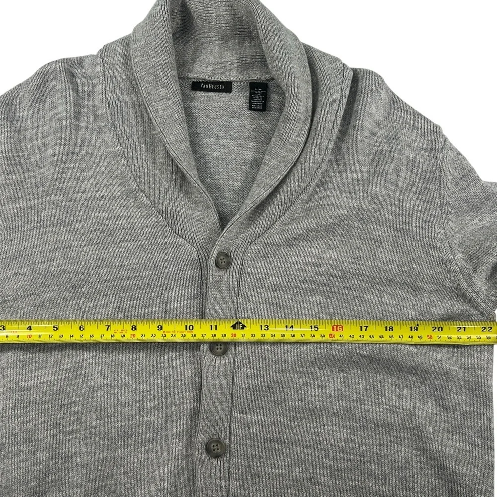Van Heusen Gray Cardigan Sweater in Size Men’s Large